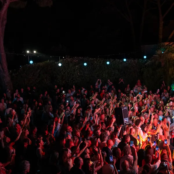 Evento forte dei marmi pubblico Evento forte dei marmi concerto 2